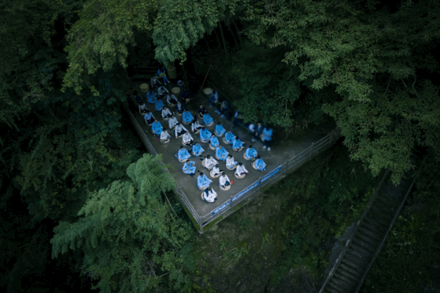 1603961639939249.gif 10.gif